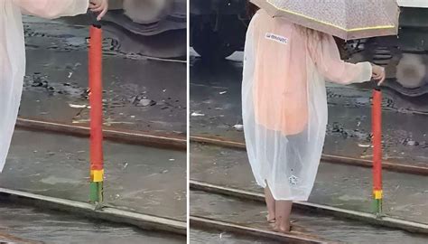 Heavy Rains, Waterlogging Cause Delays on Central Railway Routes ...