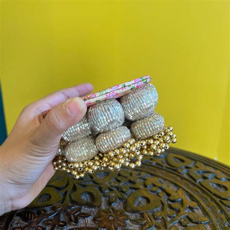 Mini Dangler Platter: OG Inflorescence Divine Pichwai (4 inches) – IBHI