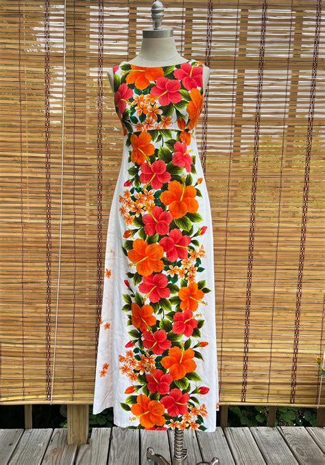 Vintage Hawaiian Print Dress