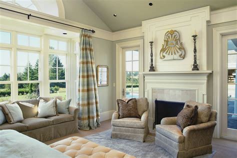 Crown Molding Ideas For Cathedral Ceilings | Shelly Lighting