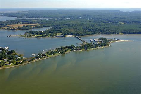 Gwynn's Island Harbor in VA, United States - harbor Reviews - Phone ...