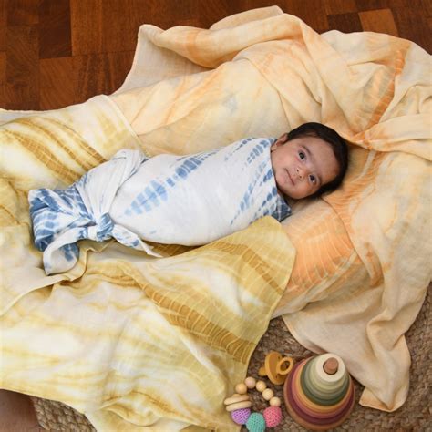Naturally Dyed Organic Muslin Swaddles (Set of 3)- Ripples | Baby ...