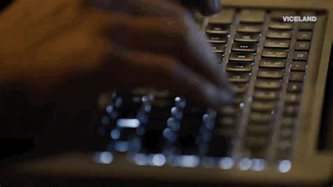 Computer Fast Typing GIF 的图像结果