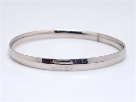 Plain Kada Rhombus Engraved – Visruta silver