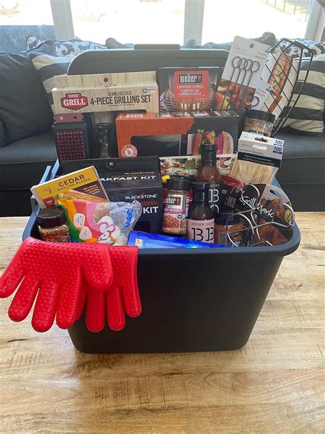 HHS Booster Club auction set for Friday | My Huntley News