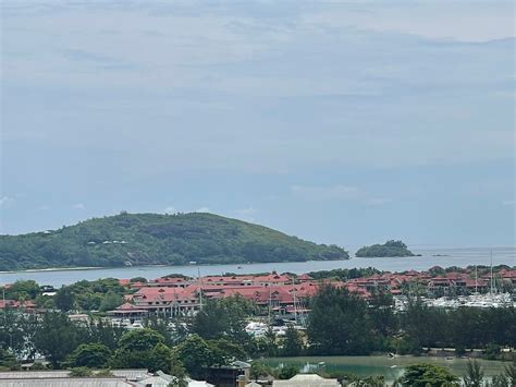 THE RIDGE RESIDENCE (Seychelles/Mahe Island) - Inn Reviews, Photos ...
