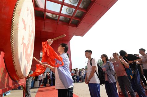 河北邯郸：擂战鼓冲高考 校园举办励志活动为学子加油鼓劲-新闻频道-长城网