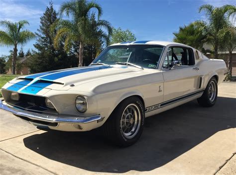 Old Ford Mustang Shelby