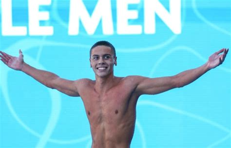 游泳欧锦赛男子200米自由泳：波波维奇打破纪录-搜狐大视野-搜狐新闻