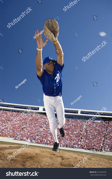 Catch Baseball 的图像结果