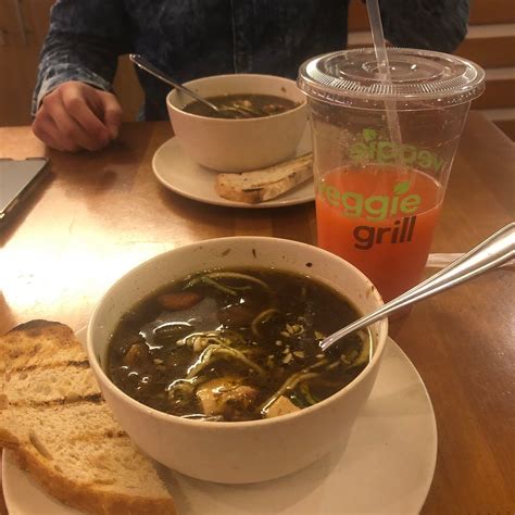 VEGGIE GRILL - SANTA MONICA - Santa Monica - Restaurant Reviews, Photos ...