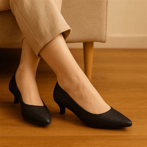 Buy Sleek Medium Heel Closed-Toe Chic Sandals (1139P) Online - Lazera ...