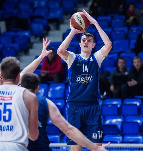 ‘Big Z and Lil Cal’: Kentucky basketball’s Zvonimir Ivišić finally arrives in Lexington
