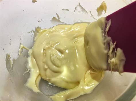 Elaine's Sweet Life: Modelling Chocolate {Recipe & Tutorial}