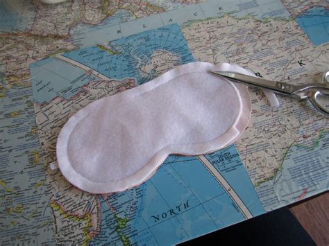Eye Mask Sewing Pattern 的图像结果