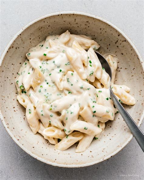 Sour Cream and Onion Pasta · i am a food blog | Recipe | Sour cream ...
