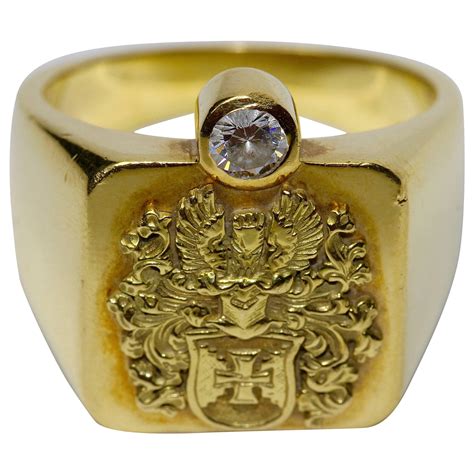 18k Solid Gold Men’s Signet Ring with Diamond Solitaire, Noble Coat of ...