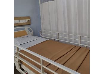 3 Best Oncologists in Rajkot - Expert Recommendations