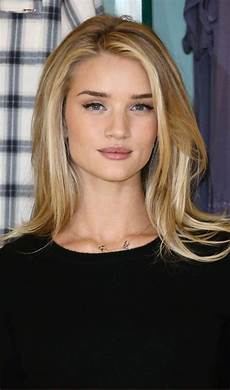 Simple Hairstyles For Medium Length Hair by 25 Easy Everyday Hairstyles For Medium Length Hair Simple Hairstyles For Medium Length Hair