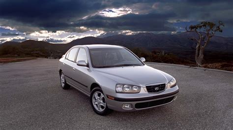 Hyundai Elantra Tires | Sizes & Specs | Lionhart Tires