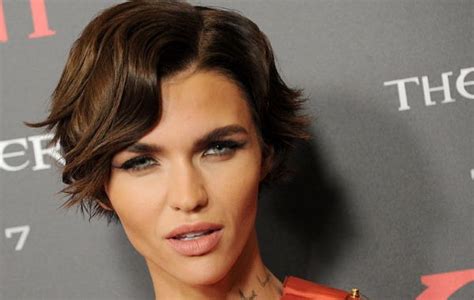 20 frizura poznatih za kratku kosu kao inspiracija – Moda