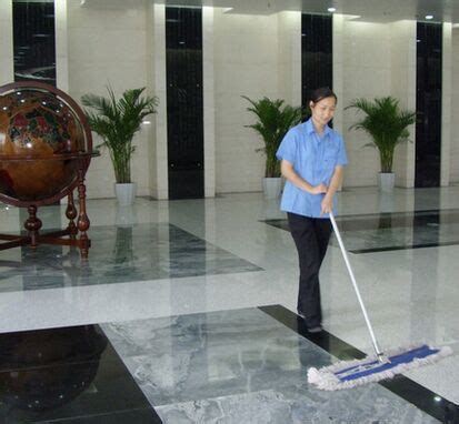 身边最美保洁员-中国地质大学后勤保障部