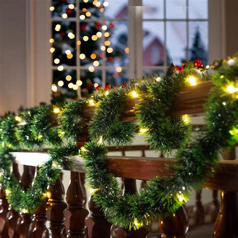 8.8ft Pre-Lit Christmas Garland with Lights - Lighted Garlands for ...