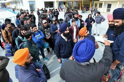 Kashmiri Sikhs Thank Muslims For Return Gifts, But Still, Wait For ...