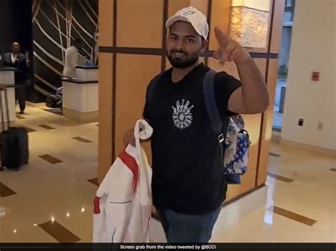 "..तो इस सूरत में पंत को बाहर बैठना होगा," सबा करीम ने कहा पत्ते जल्द ...