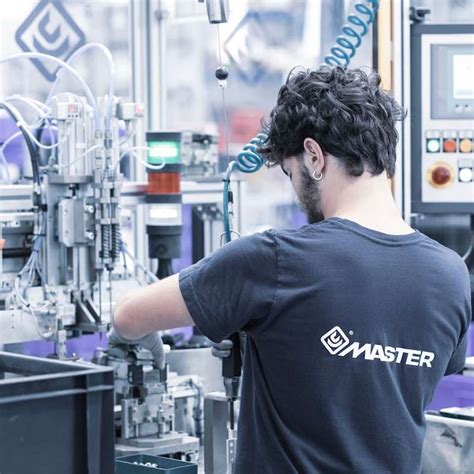 Master Italy Srl - Customers - Replica Sistemi