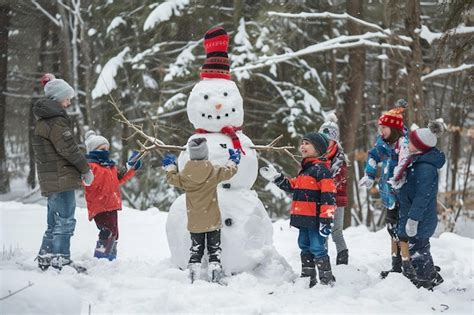 Play in the Snow 的图像结果
