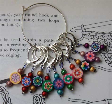 Crochet stitch markers round flowers