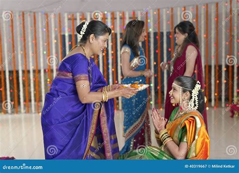 Rituals in Indian Hindu Wedding Showing Respect and Blessings. Stock ...