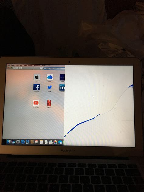 Half of MacBook Air screen broken? | MacRumors Forums