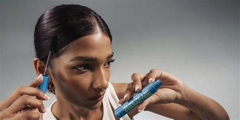 Master Dry, Frizzy Hair: Ultimate Shampoo Tutorial – Moxie Beauty - Clean, high performing ...