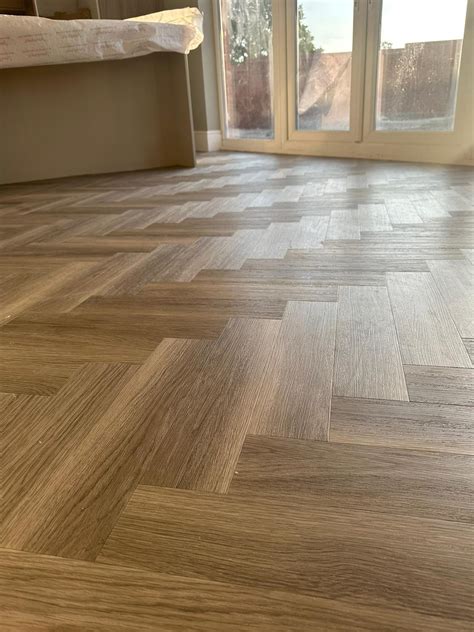 Redrow Homes Stonehouse 2B flooring - Phoenix Flooring Ltd Bristol