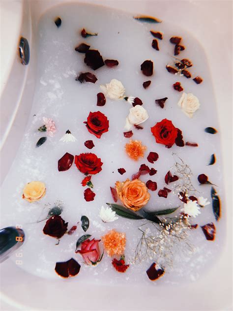 How To Make Flowers Float In Milk Bath at Dominic Nanya blog