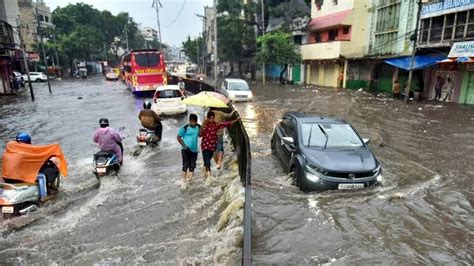 Heavy rains wreak havoc, Vailpur records 464 mm in 6 hours; many ...