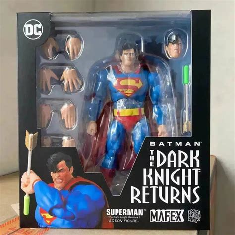 MAFEX Superman Dark Knight Figure (16 cm)
