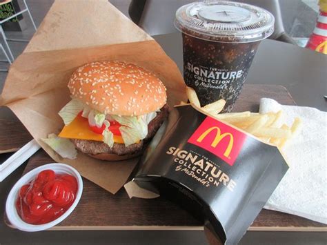MCDONALD'S, Chiang Mai - Chanklan Rd - Restaurant Reviews & Photos ...