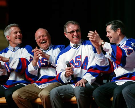 "Miracle on Ice" U.S. hockey team members celebrate their victory 35 ...