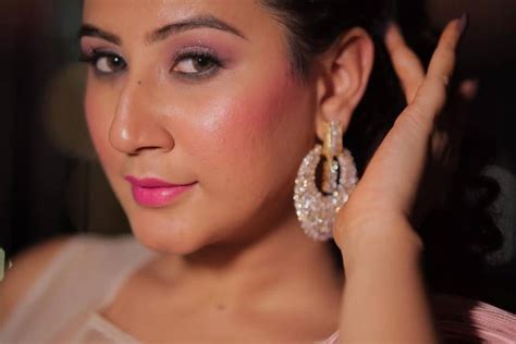 Dipa Makeovers - Makeup Artist - Mumbai Central - Weddingwire.in