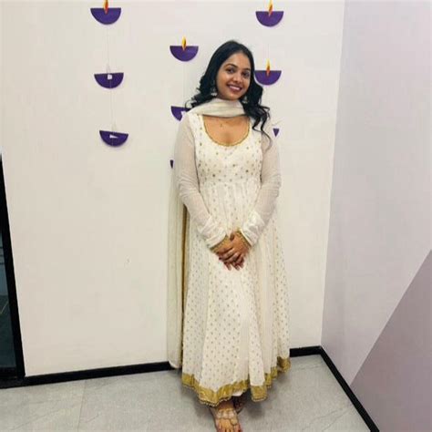 Chandani White Full Sleeve Designer Suit Set for Women Online – UrbanStree
