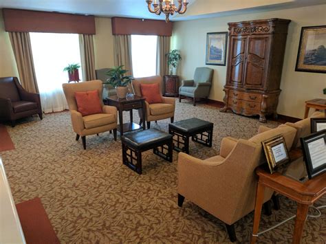 Services | Courtyards at Pasadena