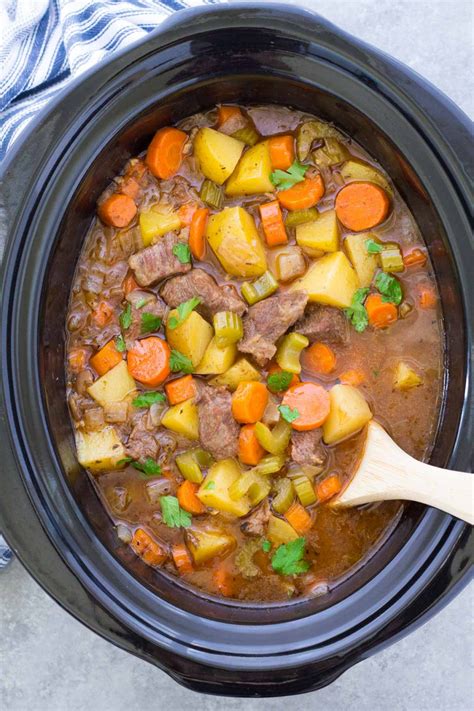 Quick and Easy Beef Stew in a Crock Pot - Lambert Prace1977