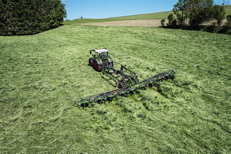 Neue Wender-Modelle für die Fendt Futtererntetechnik | agrarheute.com
