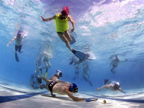 Underwater Hockey 的图像结果