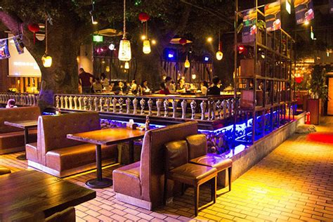 世纪100酒吧 | Shanghai WOW! - 上海沃会 | 上海餐厅,酒吧,夜生活,Spa,娱乐,购物