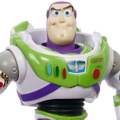 Download Buzz Lightyear: Going To Infinity And Beyond! | Wallpapers.com