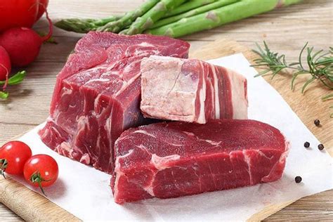 冰箱里的牛肉和羊肉如何区分 冰箱里的牛肉和羊肉怎样区分_知秀网